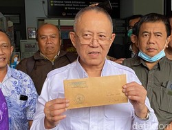 Eks Wali Kota Bandung Dada Rosada Resmi Bebas Murni!