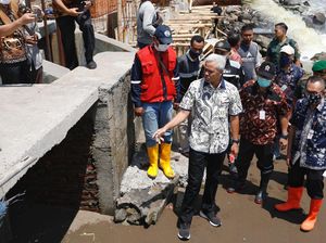 Ganjar Kucurkan Rp 12,75 M Bangun Tanggul di Pekalongan