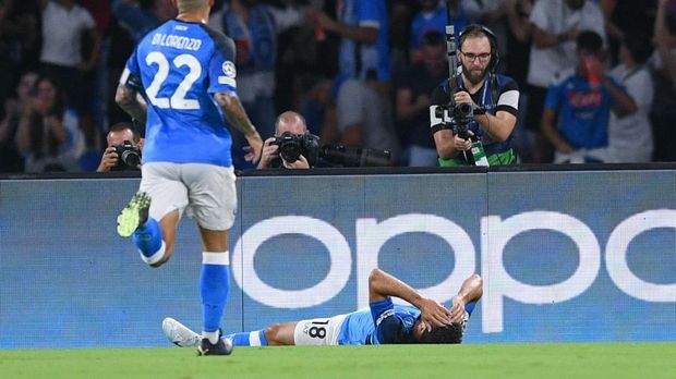 Giovanni Simeone of SSC Napoli celebrates after scoring third goal during the UEFA Champions League match between SSC Napoli and Liverpool FC at Stadio Diego Armando Maradona, Naples, Italy on 7 September 2022.  (Photo by Giuseppe Maffia/NurPhoto via Getty Images)