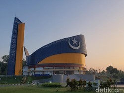 Kronologi Plafon Masjid Tanjak yang Baru 2 Bulan Diresmikan Ambruk