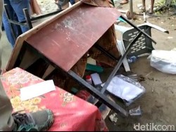 Pilkades di Asahan Ricuh, Meja dan Berkas Panitia Dirusak Massa