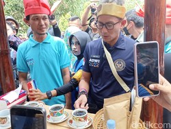 Dituding Penghianat Gerindra, Sandiaga Tegaskan Bersahabat dengan Prabowo