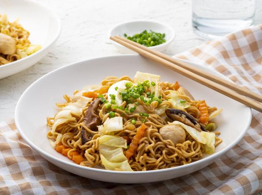 5 Mie Jepang yang Populer di Dunia, Ramen hingga Yakisoba 5 Mie Jepang yang Populer di Dunia, Ramen hingga Yakisoba