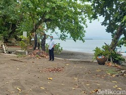 Mengintip Pantai Batukaras Calon Tugu Titik 0 KM Pangandaran