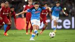 Foto: Napoli Beri Tsunami Gol ke Gawang Liverpool