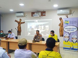 PT Merdeka Copper Gold Sebut Sudah Sosialisasikan Survei Geologi ke Warga PT Merdeka Copper Gold Sebut Sudah Sosialisasikan Survei Geologi ke Warga