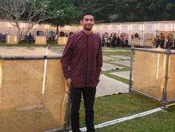 Reza Rahadian Nikmati Senja Borobudur