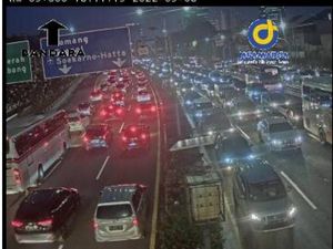 Tol Dalam Kota dan Jakarta-Cikampek Macet di Sejumlah Titik Sore Ini