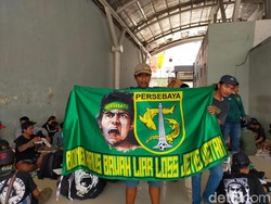 350 Bonek Tiba di Pelabuhan Makassar untuk Dukung Persebaya Lawan PSM