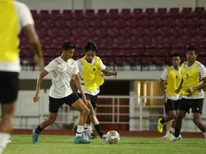 Shin Tae-yong Bawa 30 Pemain ke Surabaya, Tapi Hanya 23 yang Akan Tampil