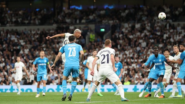 LONDON, ENGLAND - SEPTEMBER 07:  Richarlison of Tottenham Hotspur scores a goal to make it 1-0 during the UEFA Champions League group D match between Tottenham Hotspur and Olympique Marseille at Tottenham Hotspur Stadium on September 7, 2022 in London, United Kingdom. (Photo by James Williamson - AMA/Getty Images)