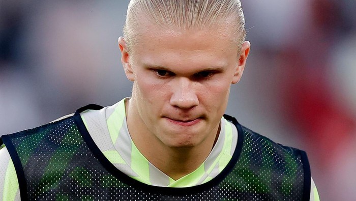 SEVILLA, SPAIN - SEPTEMBER 6: Erling Haaland of Manchester City  during the UEFA Champions League  match between Sevilla v Manchester City at the Estadio Ramon Sanchez Pizjuan on September 6, 2022 in Sevilla Spain (Photo by David S. Bustamante/Soccrates/Getty Images)