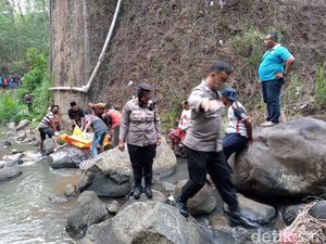 Hilang 10 Hari, Lansia di Magetan Ditemukan Tewas di Bawah Jembatan Hilang 10 Hari, Lansia di Magetan Ditemukan Tewas di Bawah Jembatan
