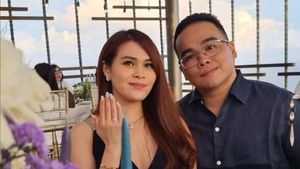 Berlatar Laut dan Tebing, Putra Bungsu Hotman Paris Lamar Chen Giovani