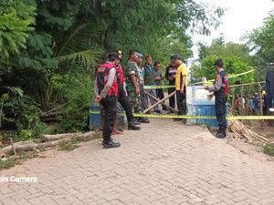 Penampakan Jembatan Gantung di Probolinggo Putus Dipasang Garis Polisi