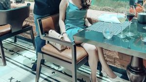Kegembiraan Anak Hotman Paris, Fritz Hutapea Saat Makan Bareng Pacarnya