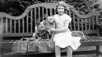 Kisah Ratu Elizabeth II dengan Puluhan Anjing Corginya Kisah Ratu Elizabeth II dengan Puluhan Anjing Corginya