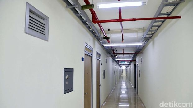 Melihat Jeroan Rumah DP 0 Anies di Cilangkap Program rumah DP Rp 0 di Cilangkap diresmikan oleh Gubernur DKI Jakarta Anies Baswedan. Seperti apa suasana dalam rumah tersebut? Yuk kita lihat.