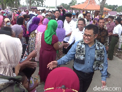 Muhaimin Iskandar Minta Doa Jadi Capres 2024 ke Korban Semeru