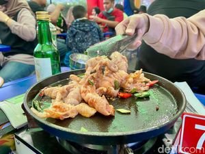 Warung ala Korea Pojangmacha yang Lagi Tren Ada di 4 Tempat Ini Warung ala Korea Pojangmacha yang Lagi Tren Ada di 4 Tempat Ini
