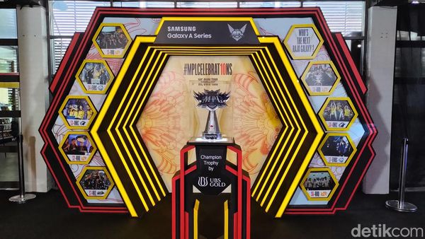 Potret Keseruan Nonton Langsung MPL ID S10 di MPL Arena