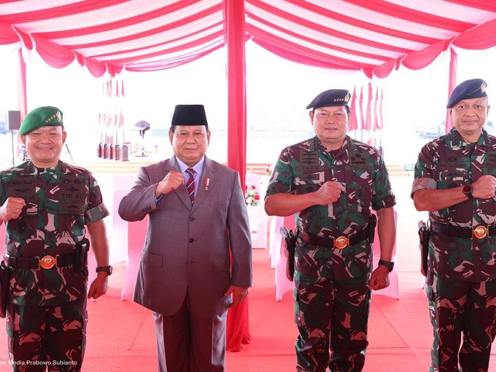 Kemhan Posting Foto Momen Akrab Prabowo dengan Kepala Staf TNI, Ada KSAD