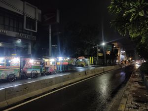 Sejumlah PKL Masih Dagang di Kawasan Kota Tua Meski Ada Lokasi Binaan