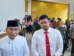 Bobby 2 Kali Bertemu Ibu yang Ngadu ke Hotman Anaknya Diperkosa