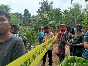 Jembatan Gantung Putus Probolinggo Jadi Tontonan Warga Desa