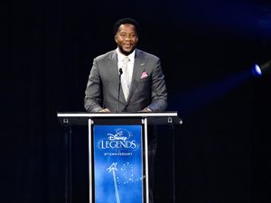Dedikasi Tinggi Chadwick Boseman Diganjar Disney Legend Awards