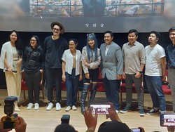 Endah N Rhesa Produseri Album Mini Coach Ican