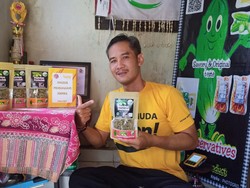 Bisnis Keripik Pare, Dewa Gede Raup Omzet Jutaan Rupiah