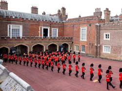 Istana St James yang Mencuri Perhatian Saat Penetapan Raja Inggris