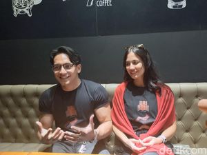 Jumpa Fans di Solo, Jefri Nichol-Pevita Pearce Mampir Cicip Tengkleng-Serabi Jumpa Fans di Solo, Jefri Nichol-Pevita Pearce Mampir Cicip Tengkleng-Serabi