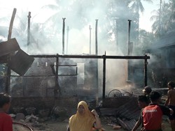 2 Rumah Warga di Polewali Mandar Sulbar Hangus Terbakar