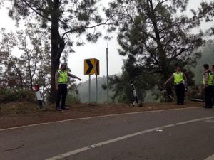 Identitas Lengkap Korban Tewas dan Luka Insiden Jip Terjun ke Jurang Bromo Identitas Lengkap Korban Tewas dan Luka Insiden Jip Terjun ke Jurang Bromo