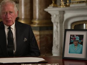 Ungkapan Terima Kasih Mendalam Raja Charles III untuk Sang Ibunda Ungkapan Terima Kasih Mendalam Raja Charles III untuk Sang Ibunda