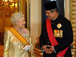 Sampaikan Dukacita, SBY Kenang Dapat Gelar dari Ratu Elizabeth