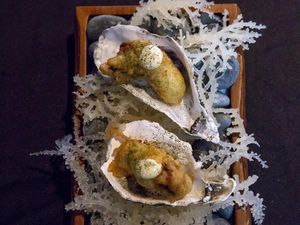 Ada Oyster Tempura hingga Tuna Tartare yang Lembut Segar di Sini Ada Oyster Tempura hingga Tuna Tartare yang Lembut Segar di Sini