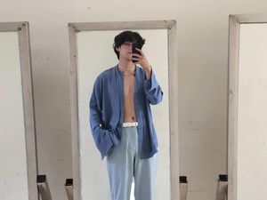 Curhat V BTS Jadi Mudah Lelah usai Jalani Diet Ketat, Bikin Fans Khawatir Curhat V BTS Jadi Mudah Lelah usai Jalani Diet Ketat, Bikin Fans Khawatir