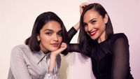 Rachel Zegler dan Gal Gadot, Sang Snow White dan Evil Queen!