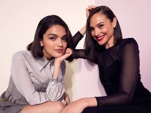 Rachel Zegler dan Gal Gadot, Sang Snow White dan Evil Queen! Rachel Zegler dan Gal Gadot, Sang Snow White dan Evil Queen!