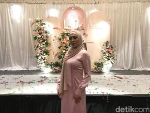 Angelina Sondakh Tak Bicara Banyak soal Asmara Thariq Halilintar-Aaliyah Massaid Angelina Sondakh Tak Bicara Banyak soal Asmara Thariq Halilintar-Aaliyah Massaid