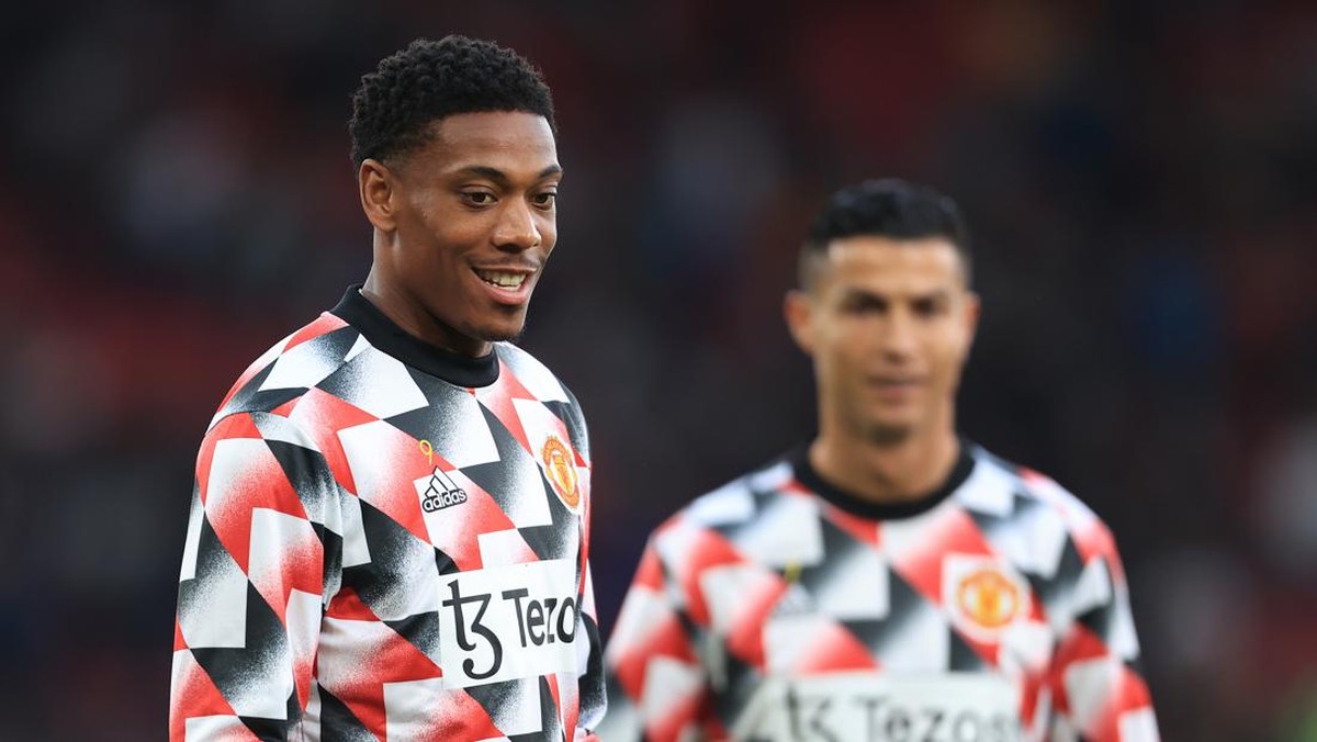 Anthony Martial menyebut Cristiano Ronaldo sebagai sosok pekerja keras. (Foto: Offside via Getty Images/Simon Stacpoole/Offside)