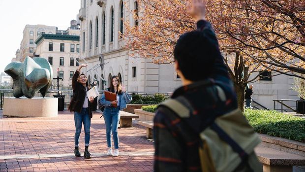 Kiat Memulai Percakapan dengan Teman di Kampus, Mahasiswa Baru Wajib Tahu