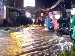 Bogor Dilanda Banjir dan Longsor Gegara Hujan Deras