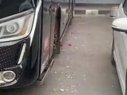 Bus Bekasi FC Ditaburi Bunga Orang Tak Dikenal Saat Tandang ke Pati