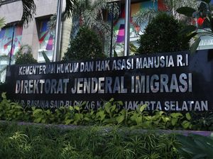 Bukan Cuma di Imigrasi, UU Ini Juga Sumber Lamanya Izin Tinggal Terbit Bukan Cuma di Imigrasi, UU Ini Juga Sumber Lamanya Izin Tinggal Terbit