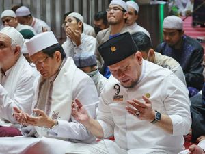 Ketua DPD Hadiri Haul Abuya Al Habib Hasan bin Ahmad Baharun di Istiqlal Ketua DPD Hadiri Haul Abuya Al Habib Hasan bin Ahmad Baharun di Istiqlal