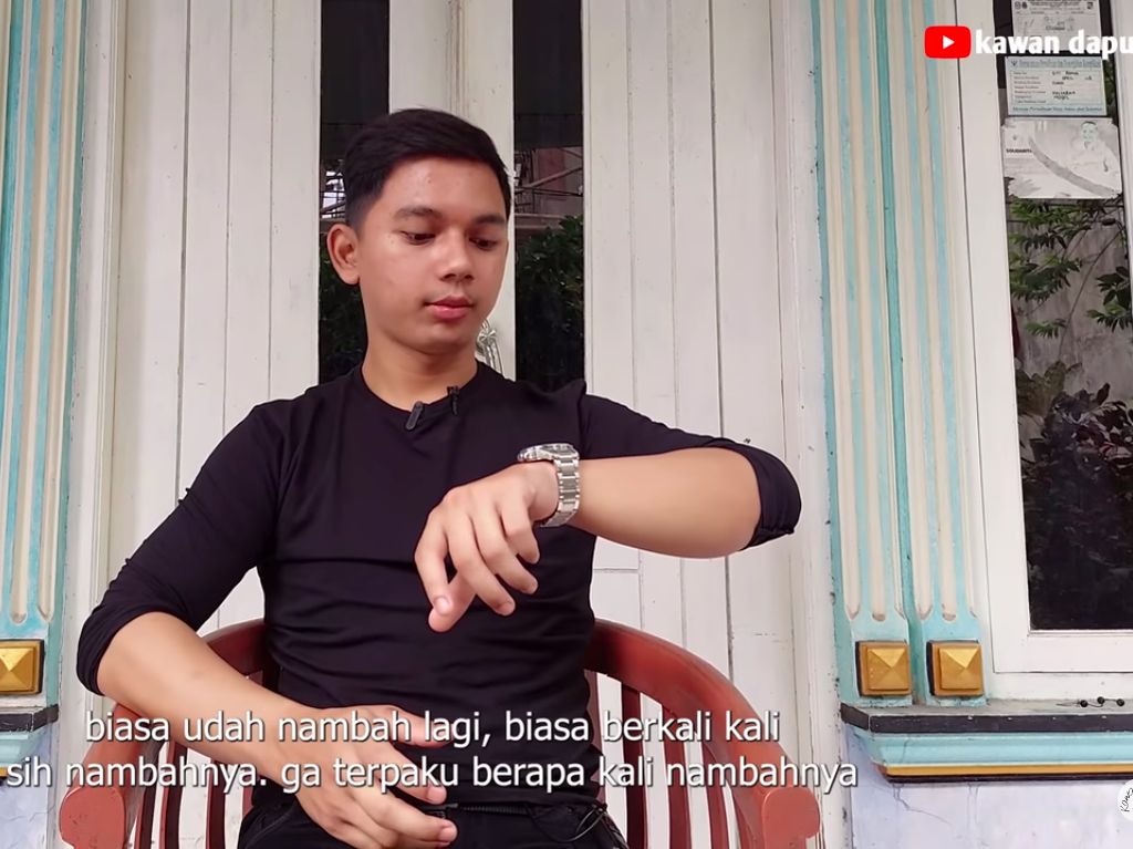 Fakta Mangkuk Ayam Jago hingga Pria Tampan Sukses Jual Gorengan Fakta Mangkuk Ayam Jago hingga Pria Tampan Sukses Jual Gorengan